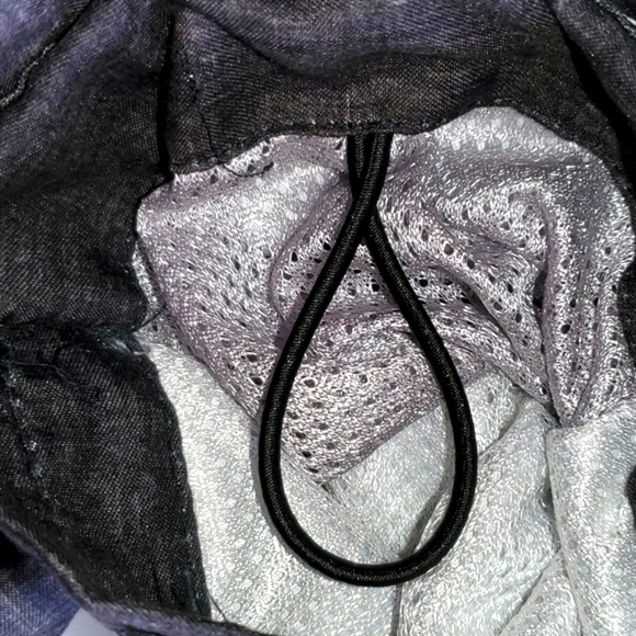 BURNSIDE Heathered Board Shorts Graphic Print - Picture 9 of 16